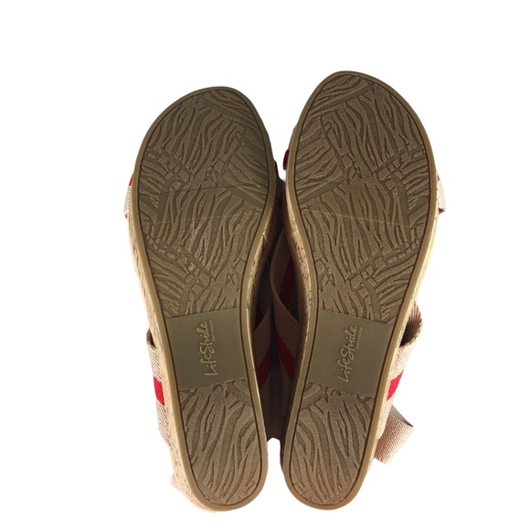LIFE STRIDE DREAM BIG Strappy Wedge Sandal - Picture 9 of 12